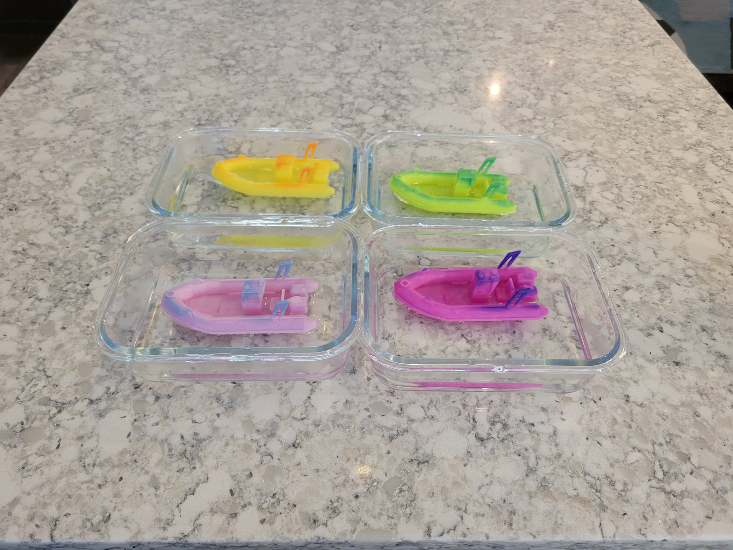 Color Changing Toy Boat 3D Printed Plastic Kids Pool Bath Pool Toys